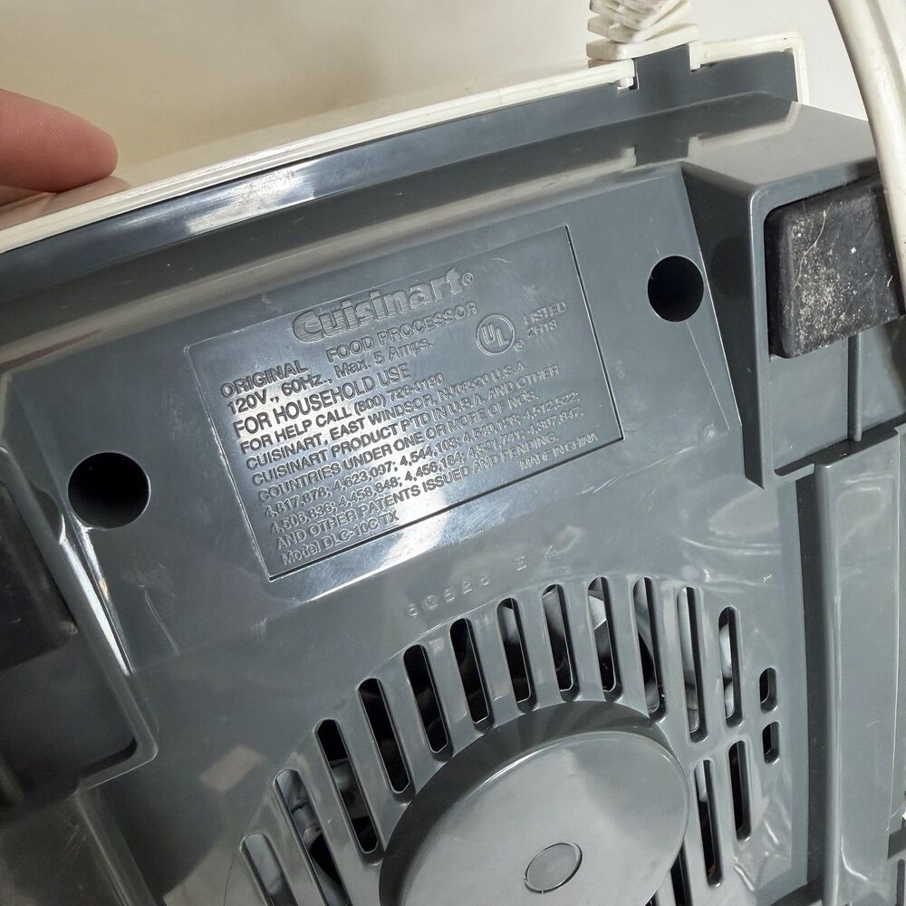 Cuisinart Original DLC-10 C TX Food Processor - Picture 9 of 10